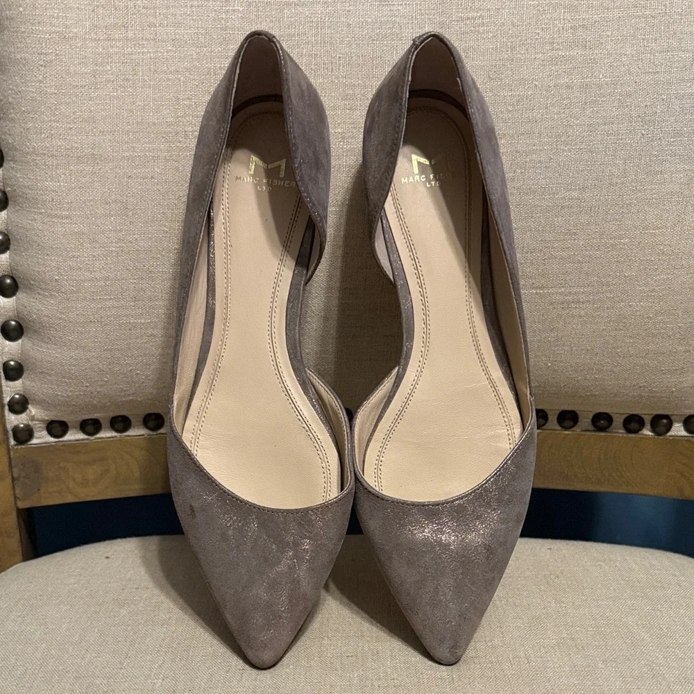 Marc Fisher Metallic Gray and Gold Women's Suede Flats, Size 7.5